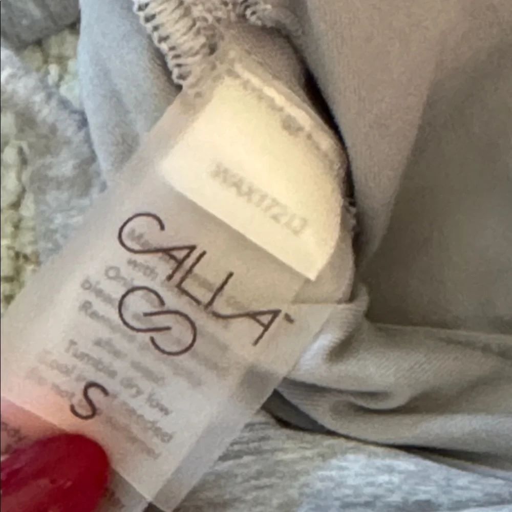 CALIA | Grey Sports Bra | Size: Small - Picture 4 of 4